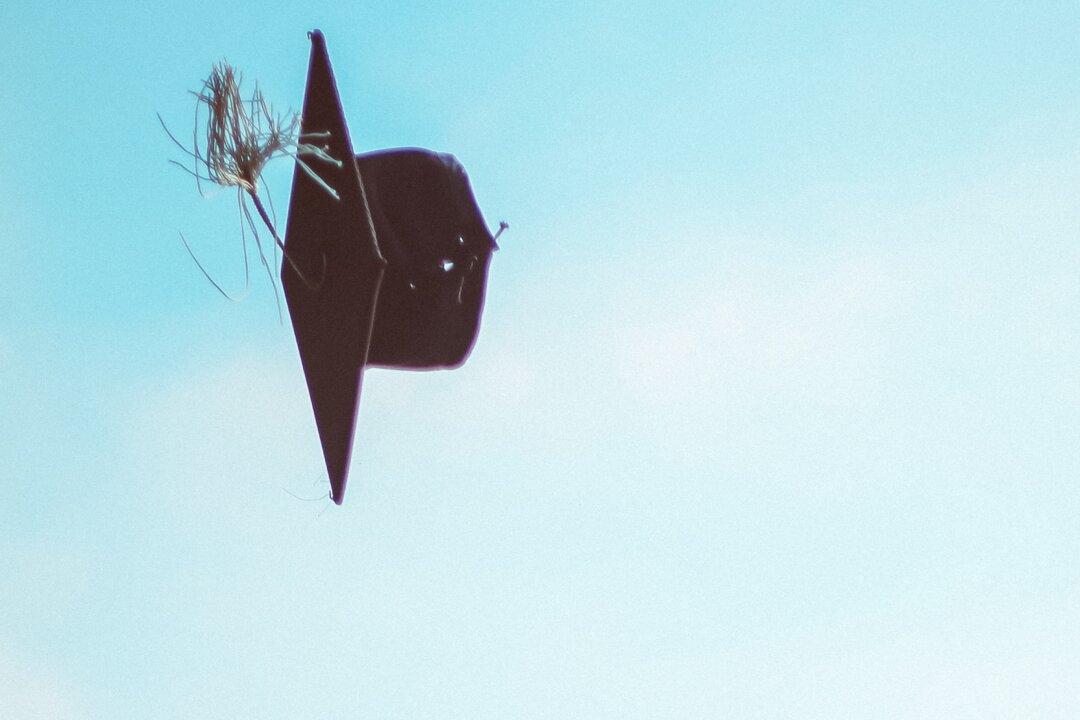 Homeless Teen Graduates With Top Honors and $3 Million in Scholarships