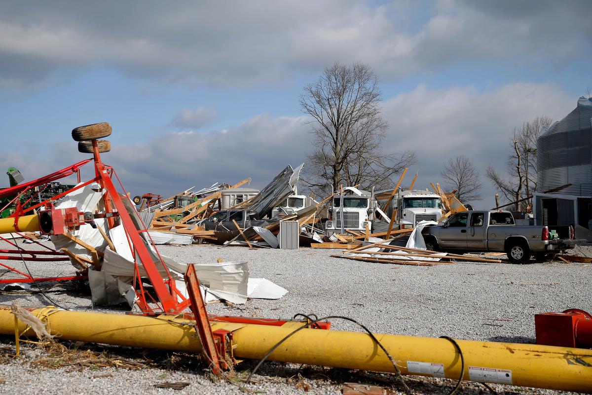 Violent Tornadoes Kill 3 in Missouri as Oklahoma Faces Flooding Rivers