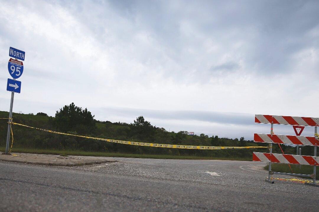 Wildfire Shuts Down a Part of I-95 in Florida, Snarling Traffic