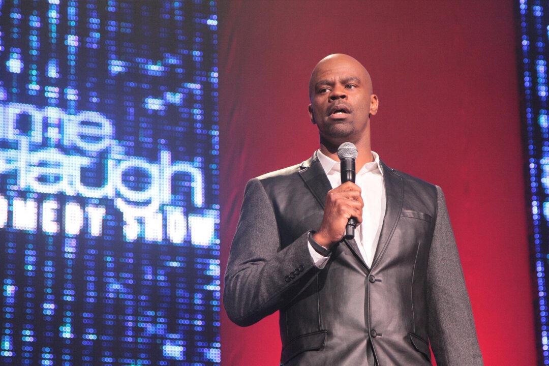 Comedian Michael Jr. Spots a Phenomenal Missed Detail in His Daughter’s Birth Video