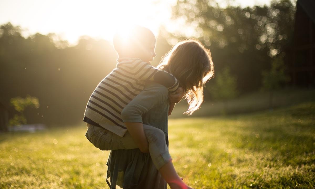 ‘My Heart Dropped:’ 11-Year-Old Sister Saved Younger Brother From Kidnapper’s Grasp