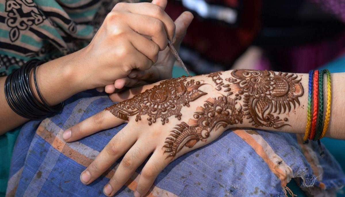 Little Girl ‘Potentially Scarred for Life’ After Black Henna Tattoo Erupted in Blisters