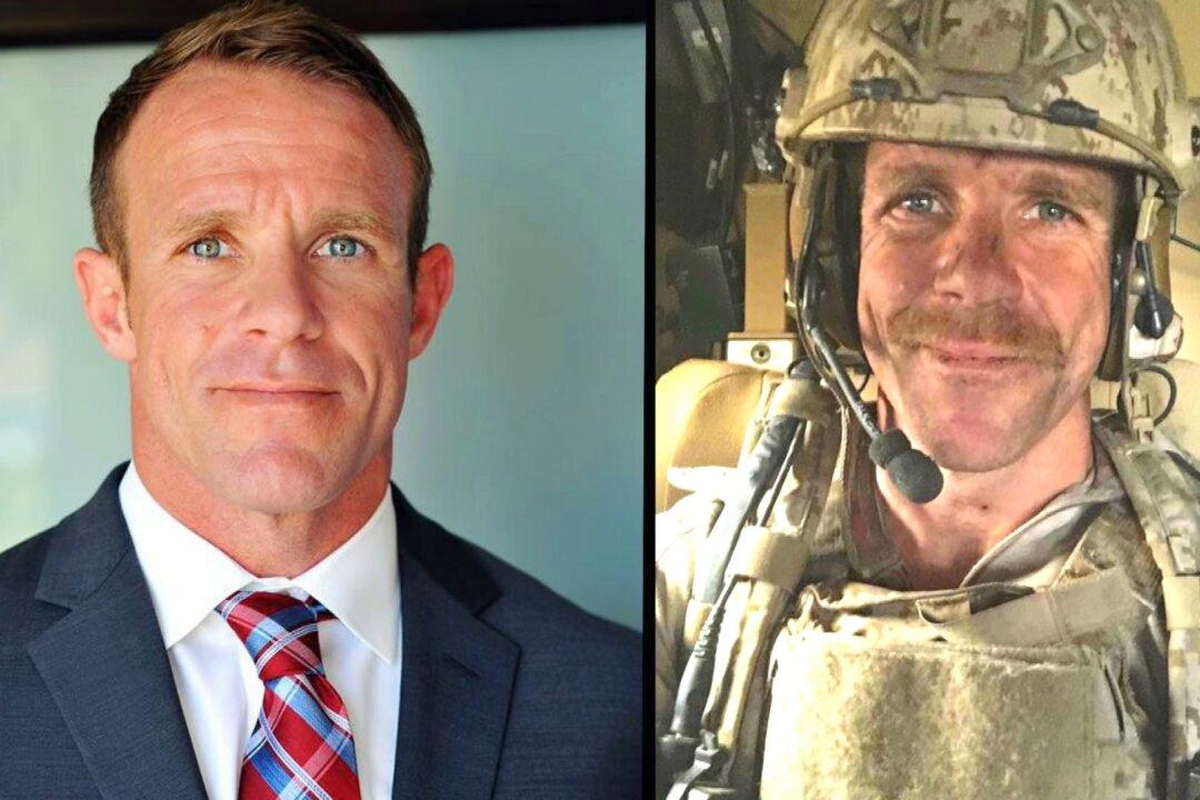 Navy SEAL Seeks to Toss Slaying Case Over Withheld Evidence