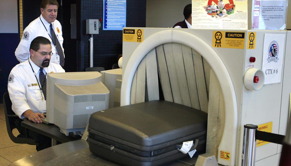 Terrifying ‘Traveler’ Goes Through X-Ray at Airport Security, a Frightful Sight for TSA