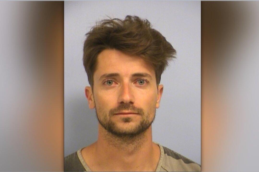 Texas Police Arrest Burglar Posing As Beto O'Rourke Campaigner