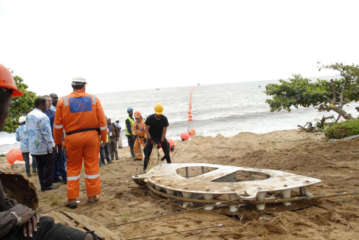 US, Australia Guarding Against China’s Infiltration of Undersea Cable Projects: Australian Former Diplomat