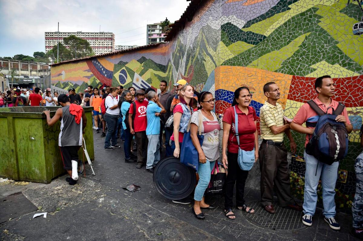 Venezuela’s Central Bank Offers Unexpected Confirmation of Country’s Economic Crisis