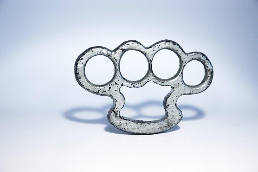 Brass Knuckles, Clubs, and Wild Kat Keychains to Be Legal in Texas for ‘Self-Defense’