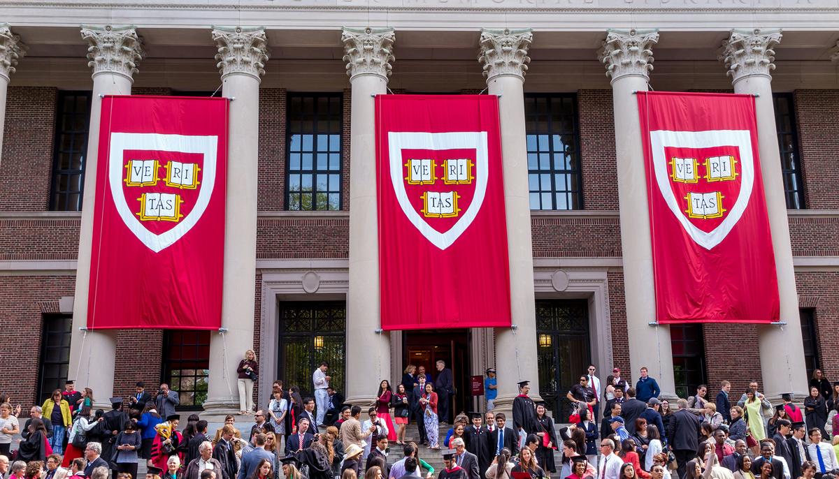 Harvard University Postpones Graduation Ceremony, Hosts Virtual Ones Instead