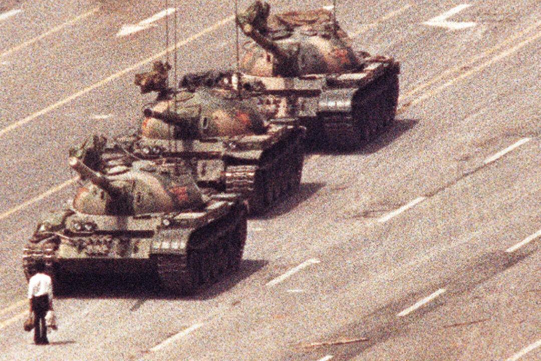 Pompeo Urges China to Release Human Rights Prisoners to Mark Tiananmen Crackdown