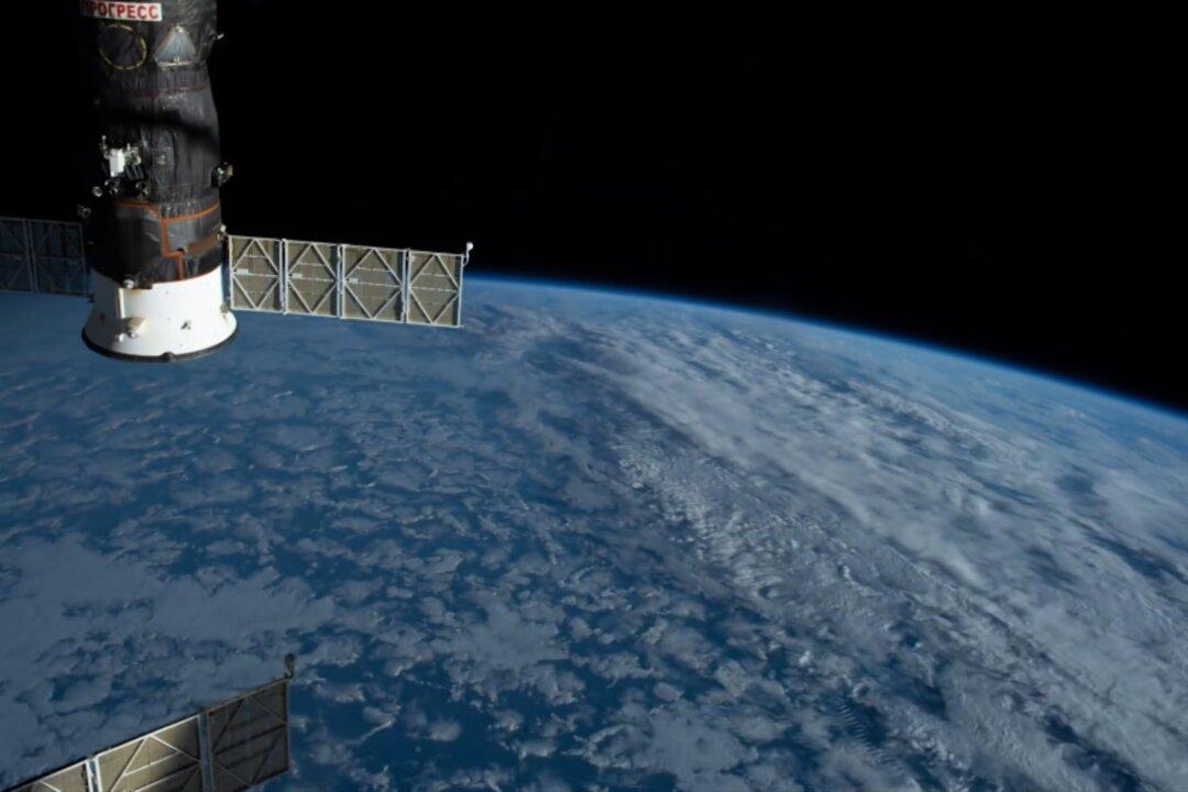 An Astronaut Recorded a Time Lapse Video of Earth and It’s Breathtaking