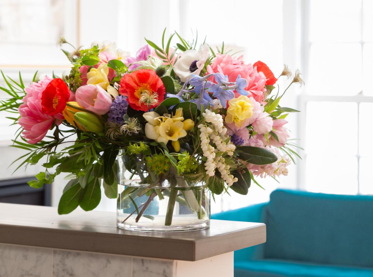 Big, Beautiful Blooms for Summer Entertaining