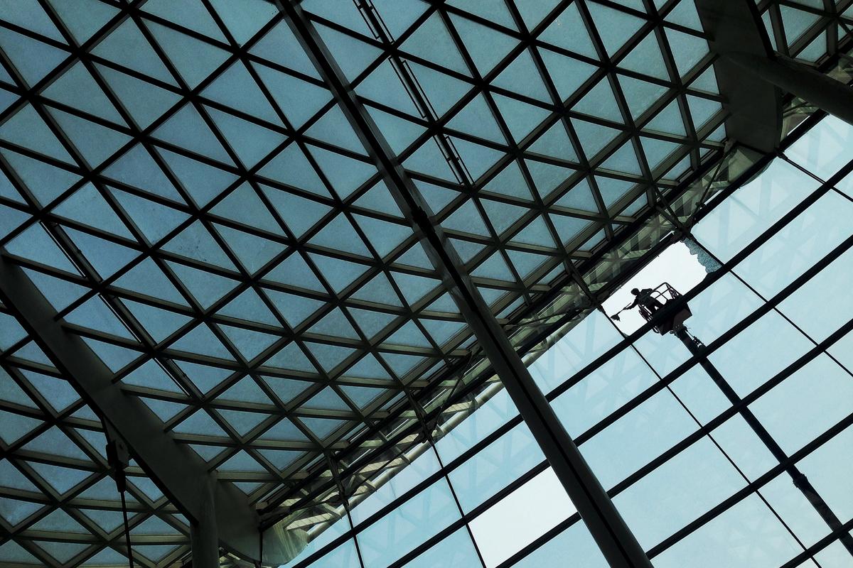 Growth in China’s Services Sector Eases in May on Slower Export Sales: Caixin PMI