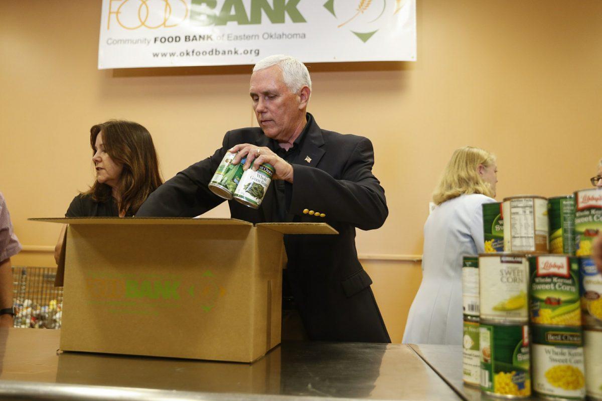 Mike Pence Pledges to Rebuild After Oklahoma Flood Damage