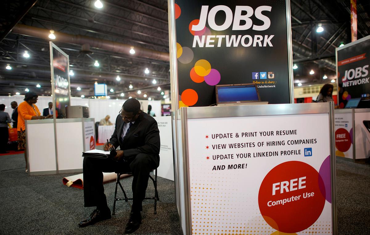 US Weekly Jobless Claims Unchanged, Point to Labor Market Strength