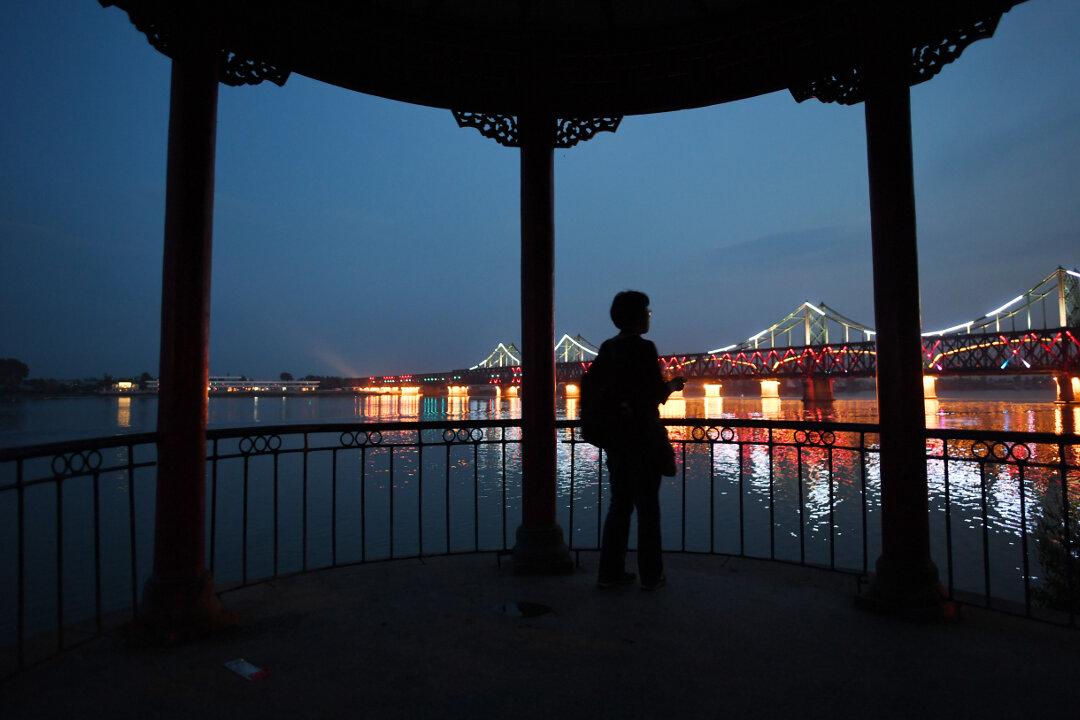 Woman Covered in Blood Rescued by Determined Taxi Driver