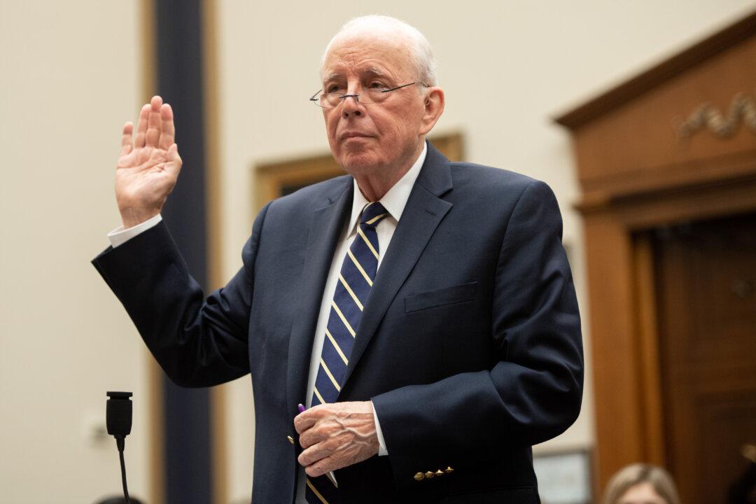 Trump Condemns House Hearing Featuring Former Nixon Aide