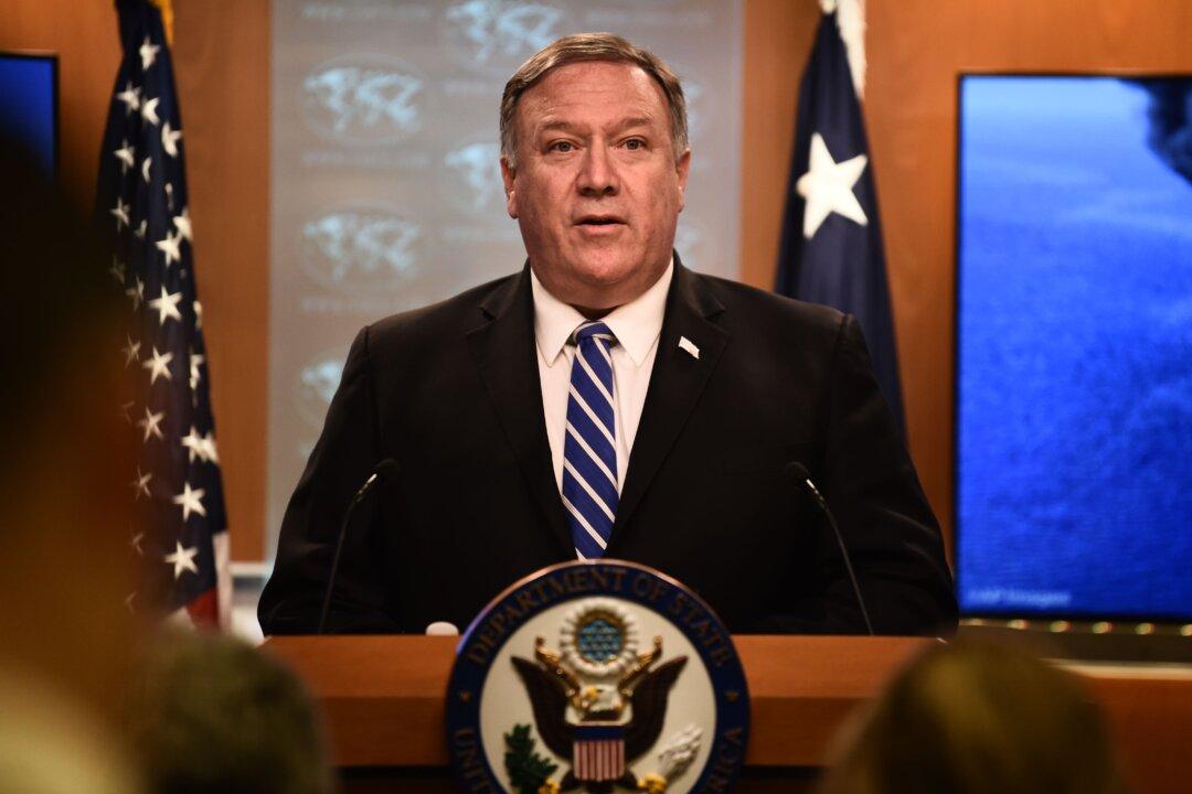 Pompeo Says Iran Behind Oil Tanker Attacks, Citing Intelligence