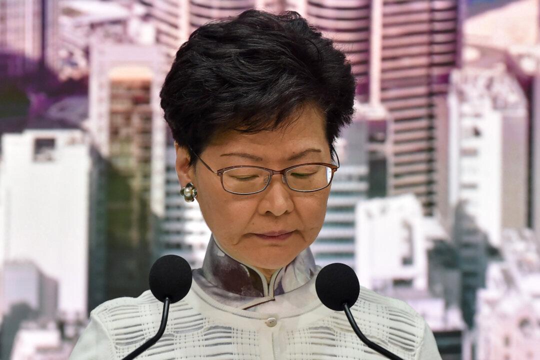 Hong Kong Leader Suspends Extradition Bill, Opponents Want Full Withdrawal