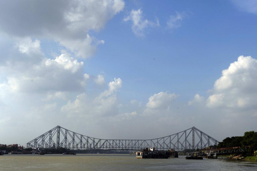 Houdini-Inspired River Escape Turns Tragic in India