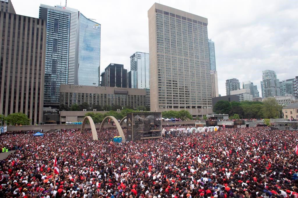 Huge Crowds Gathering in Downtown Toronto for Raptors Parade, Rally