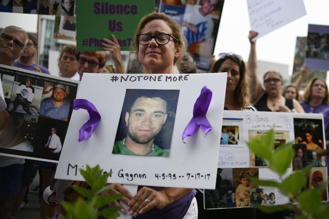 Local Governments Seek Negotiating Power in Opioid Lawsuit