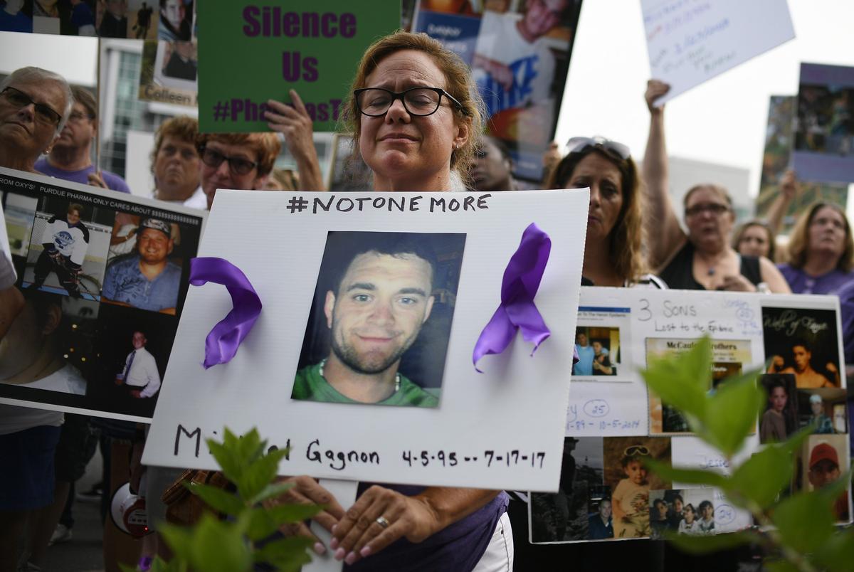 Local Governments Seek Negotiating Power in Opioid Lawsuit