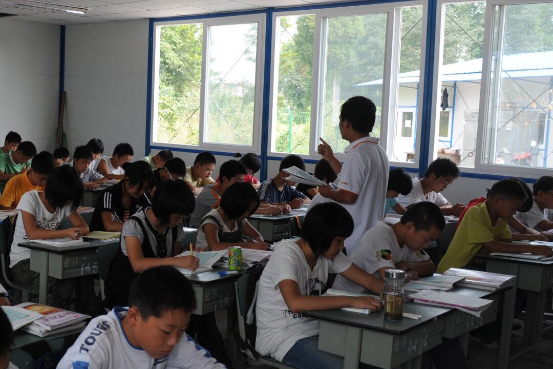 Student Expresses Concern in Essay That 29-Year-Old Teacher Hasn’t Found a Girlfriend