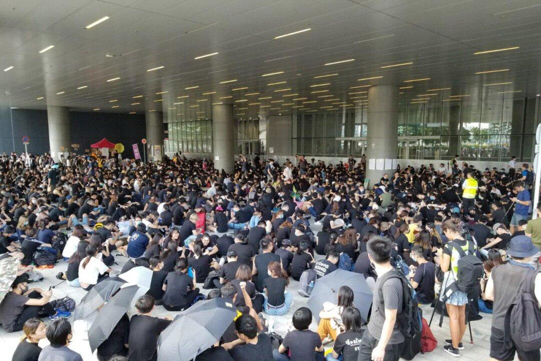 US Congressman Mike Gallagher Calls For Tough Action Against Chinese Officials After Violence in Hong Kong