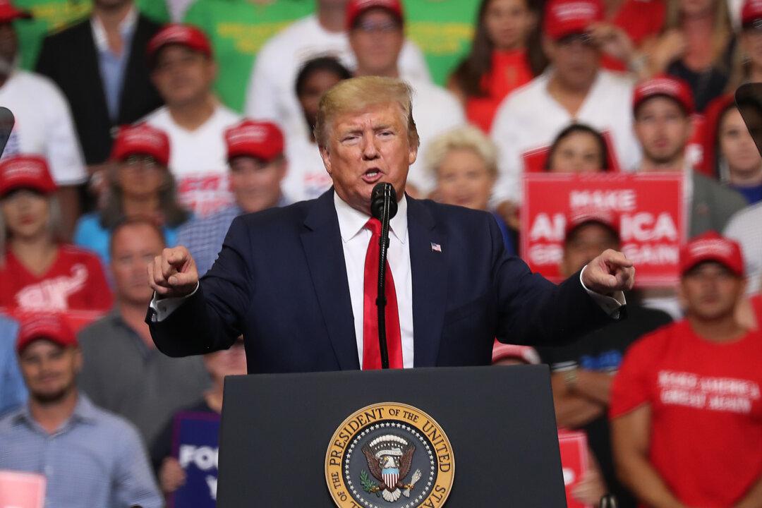 Over 600 US Companies Support Trump’s Tariffs on China: Letter