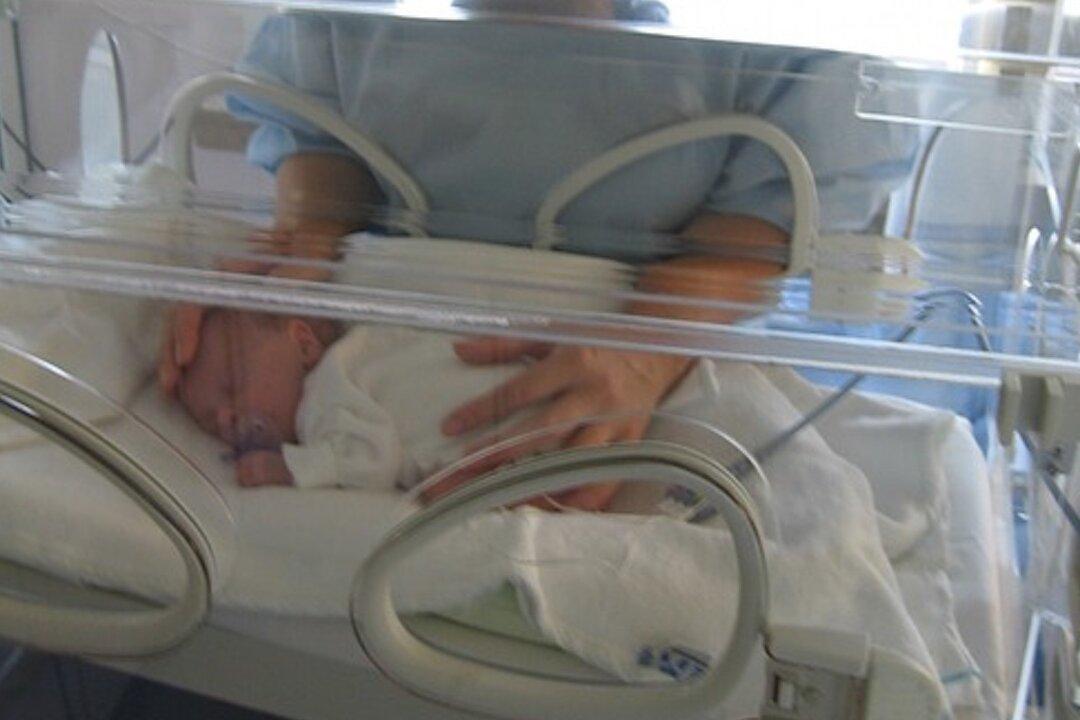 Iowa Baby Born Weighing 13 Ounces a ‘Miracle Baby,’ Doctors Say