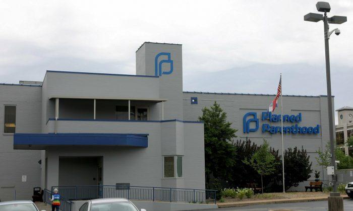 Planned Parenthood Forgoing Title X Funding Over New Trump Administration Rules