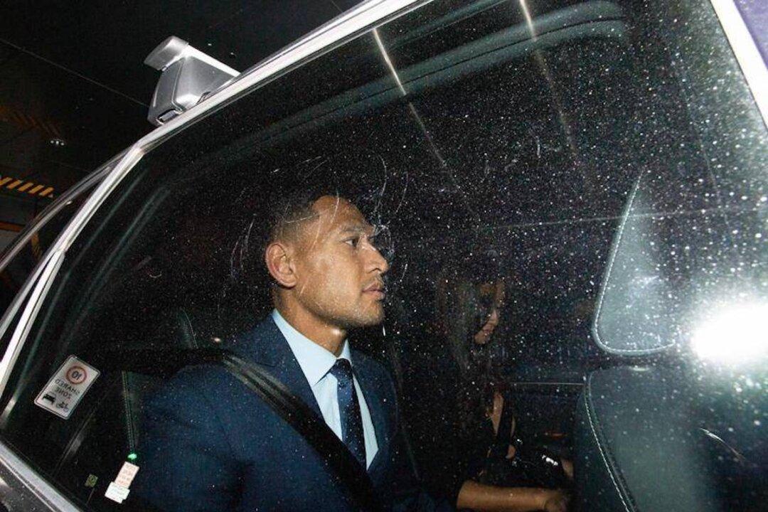 Israel Folau Thanks Donors After $570K Fund Haul