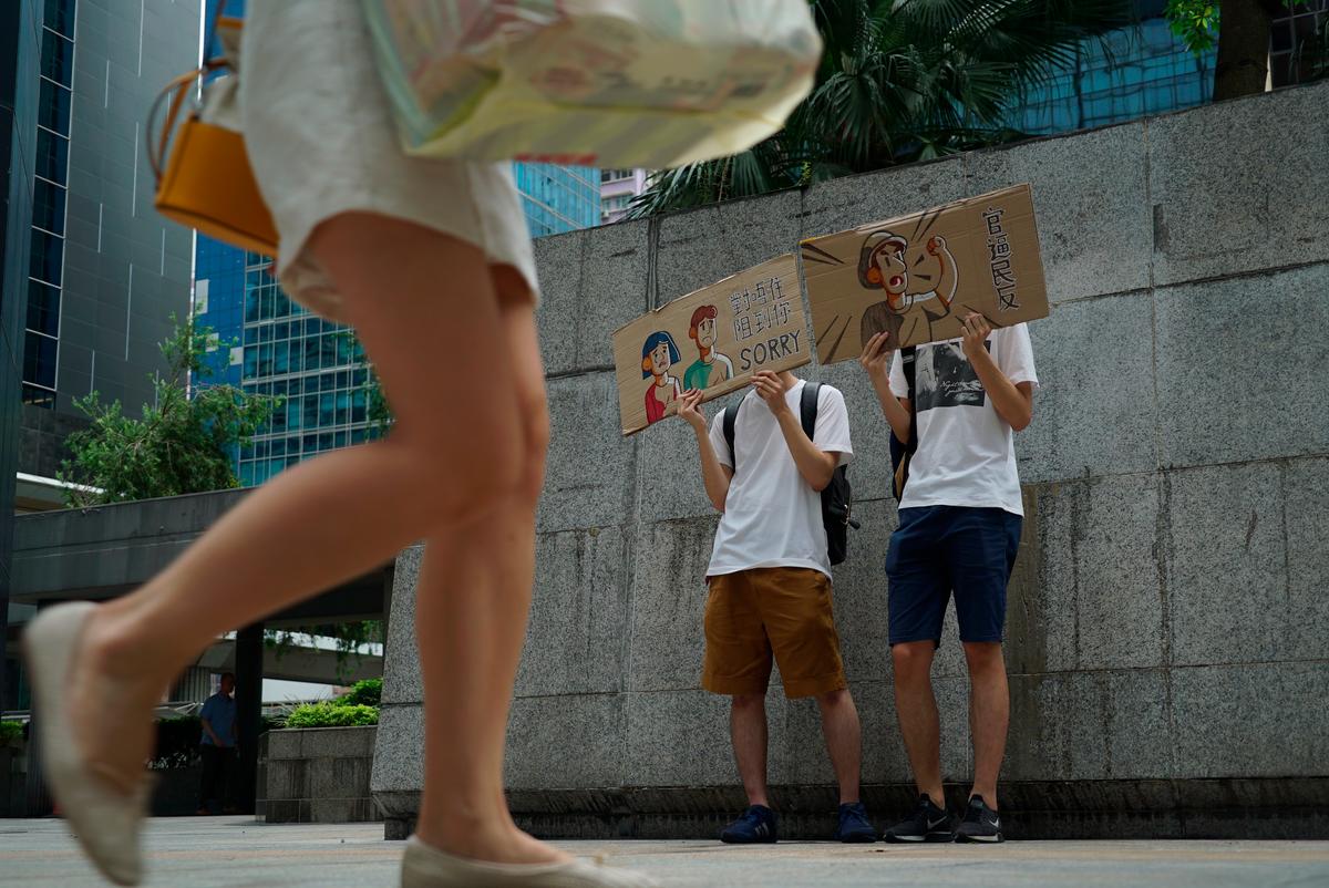 Hong Kong Protesters Seek Understanding As They Block Government Buildings