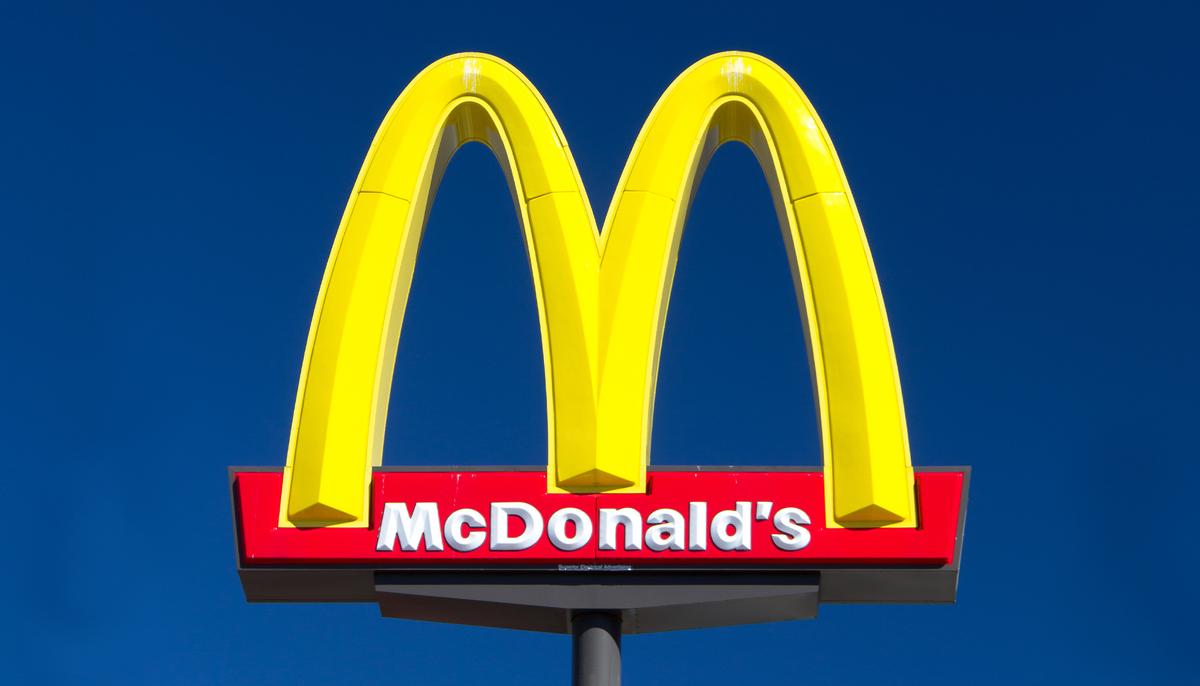 Girl Flees McDonalds’s Bathroom Crying, Then Mom Sees Something on Her Leg