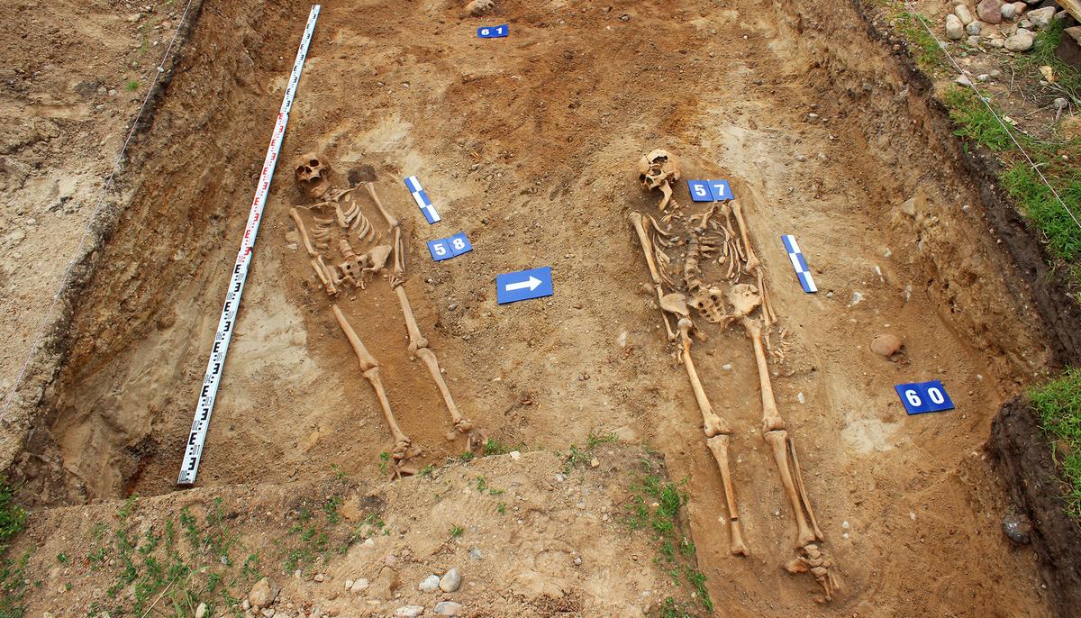 How Tall Were Giants? 5,000-Year-Old Graveyard Discovered in China Has the Answer