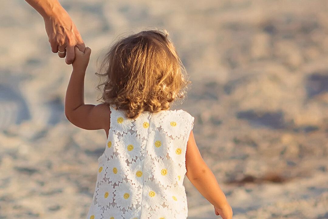 Coworker Laughs at ‘Retard Costume,’ Then Man Pulls Up a Photo and Shuts Them Up