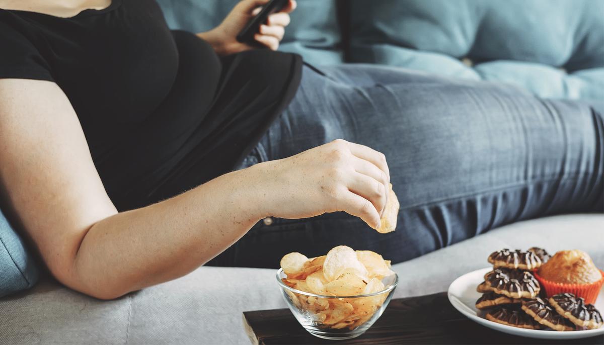 NO SELF-DISCIPLINE? This Device SHOCKS You Into Sticking to Your Diet & Breaking Bad Habits