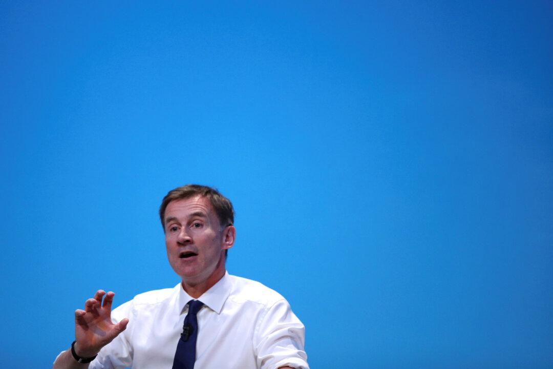 Britain Bans Sales of Tear Gas to Hong Kong After Violence at Protests