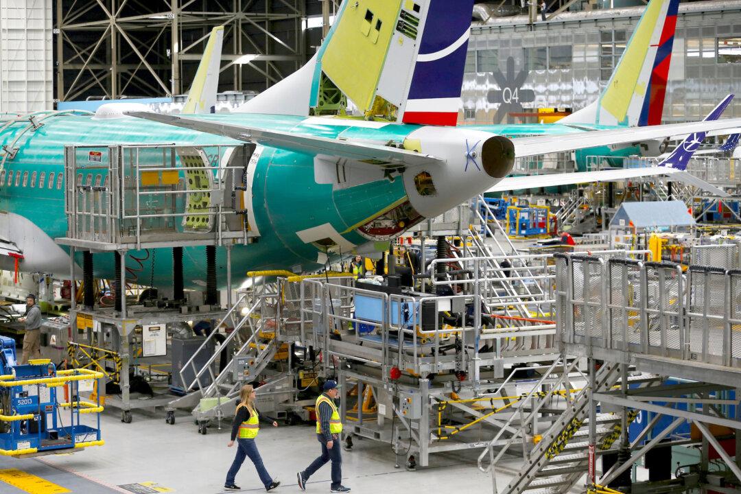 Boeing Deliveries Fall 38% in the First Seven Months of 2019