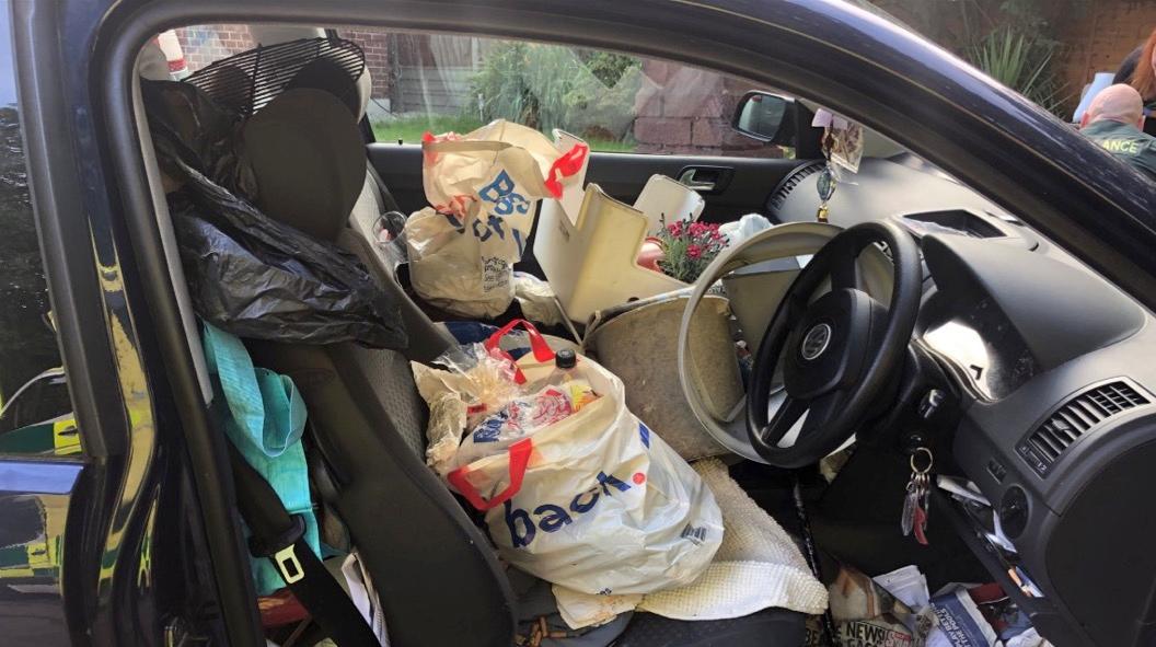 Police Post Photo of Car So Messy the Driver Couldn’t Grab Hand Brake and Crashed