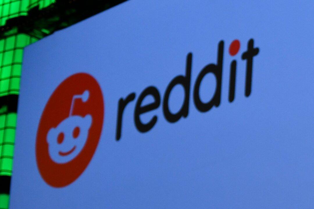 Largest Pro-Trump Community Gains 10,000 Members After Reddit ‘Quarantine’