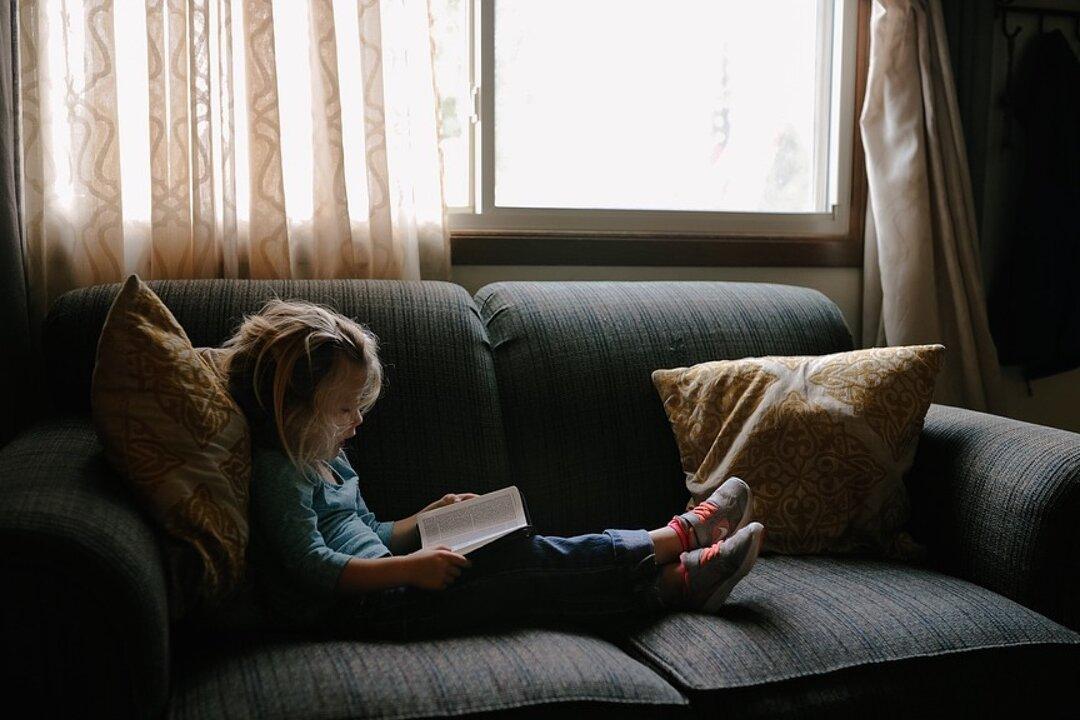 ‘Buy Now With 1-click’ Allows Toddler to Buy $430 Couch While Playing on Mother’s Phone