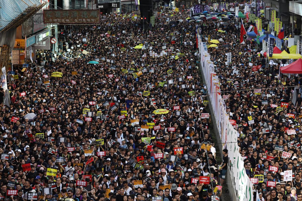 Hong Kong’s July 1 March Sees Record Number of Attendees Demanding Extradition Bill Be Scrapped