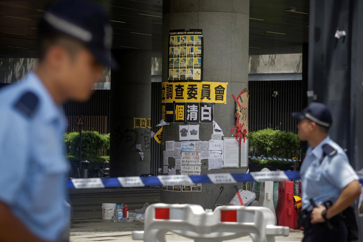 Beijing Continues Information Blockade as Hong Kong Protests Escalate