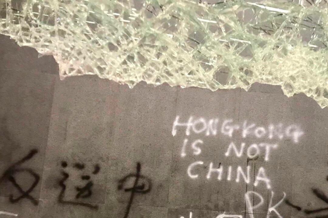 Arrests in Hong Kong Raise Fears of More Protests