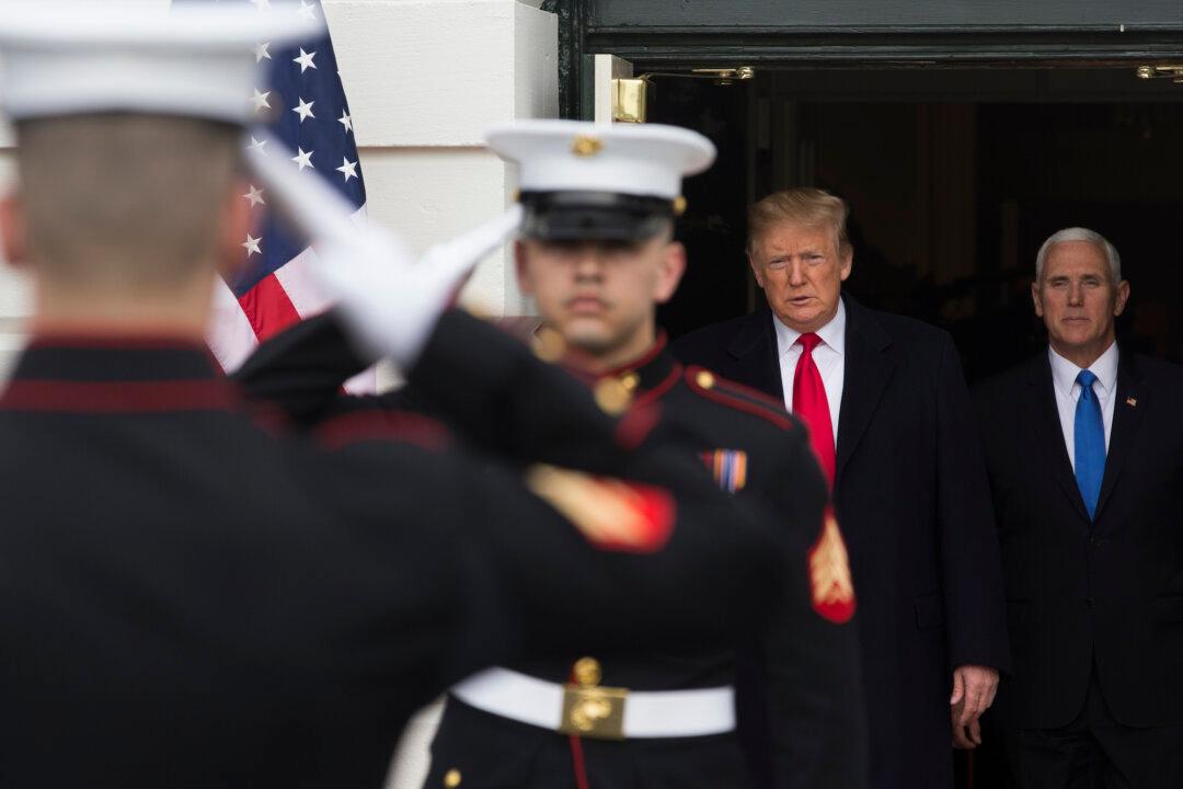 Trump Says Pence Canceled Trip to New Hampshire Due to ‘Very Interesting Problem’