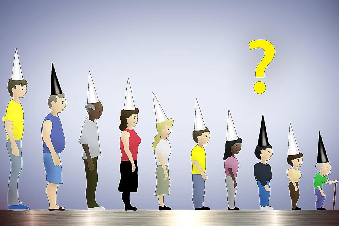 Can You Solve This Hat Riddle?–Find a Strategy So Each Person Can Guess His Own Hat Color