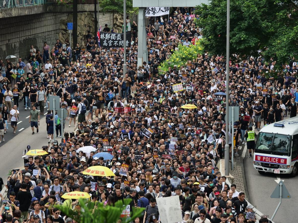 230,000 March in Hong Kong to Reach Out to Mainland Chinese Tourists About Protest