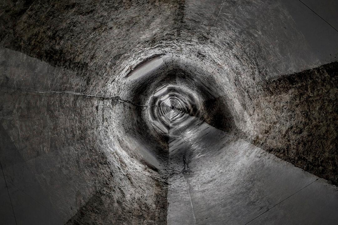 2 Workers Mysteriously Die While Working in Delaware County Manhole